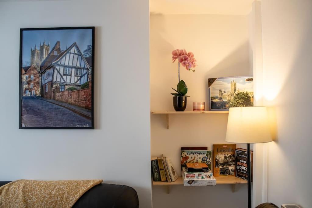 Book Your Near Bailgate The Heart Of Lincoln! Short Let & Longer Bookings Welcome, Weekly And Monthly Offers Burton (Lincolnshire)